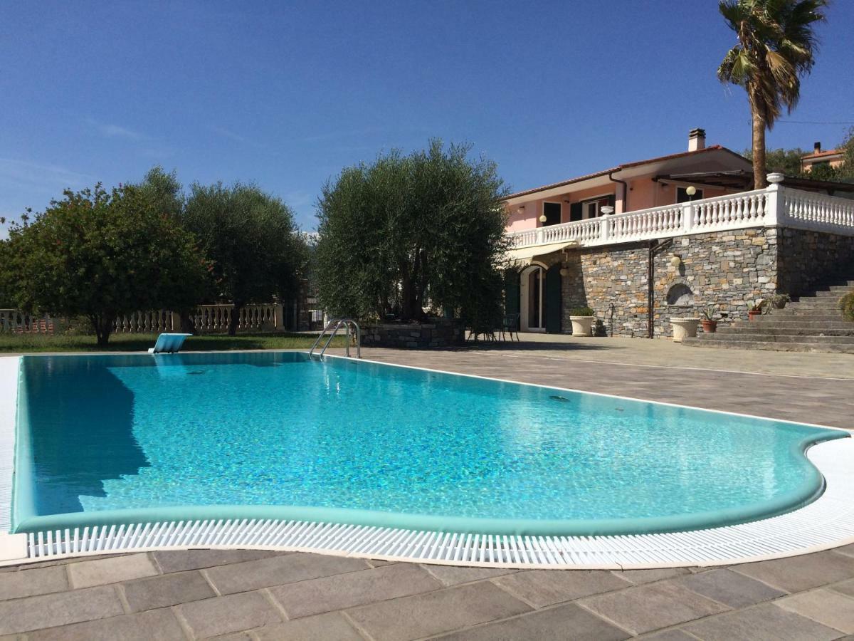 Con Piscina A Imperia, Italy Villa Imperia